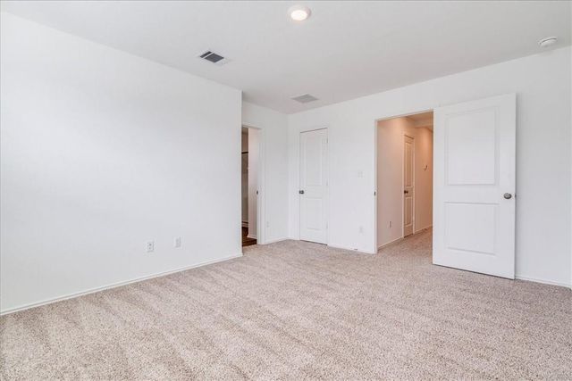 194 George Neggan LN, Bastrop, TX 78602