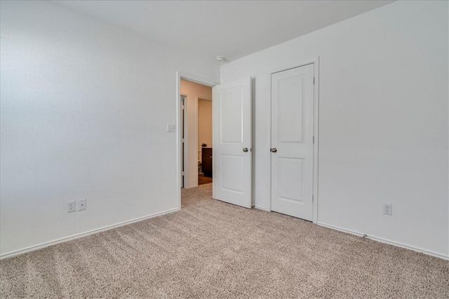 194 George Neggan LN, Bastrop, TX 78602