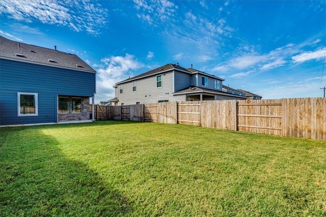 194 George Neggan LN, Bastrop, TX 78602
