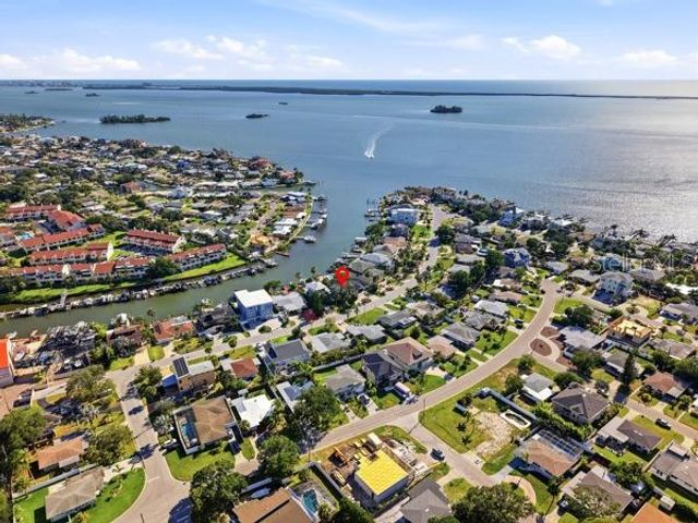 567 BAYWOOD DRIVE S, Dunedin, FL 34698