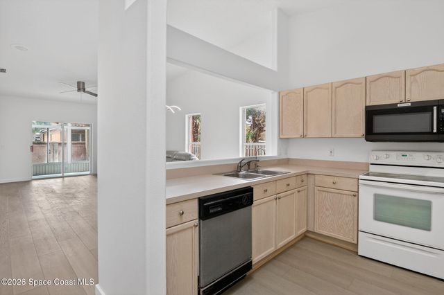 75 Coral Sea Way 14, Satellite Beach, FL 32937