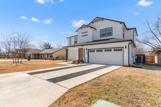 2307 Lathan LN, Taylor, TX 76574