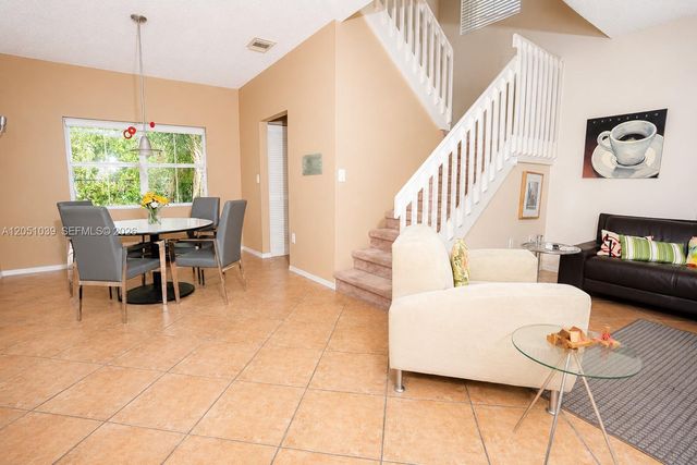 1115 Weeping Willow Way, Hollywood, FL 33019