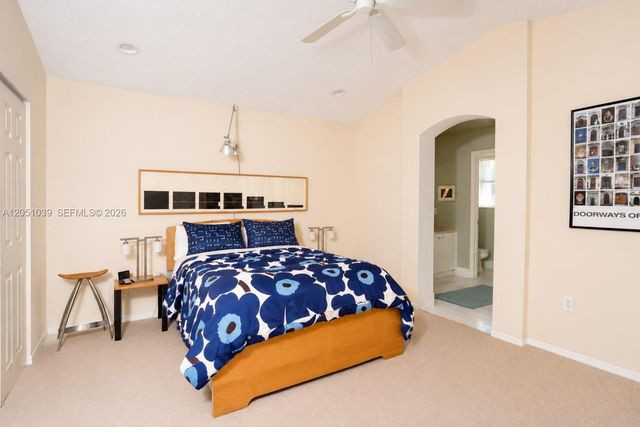 1115 Weeping Willow Way, Hollywood, FL 33019