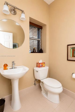 1115 Weeping Willow Way, Hollywood, FL 33019