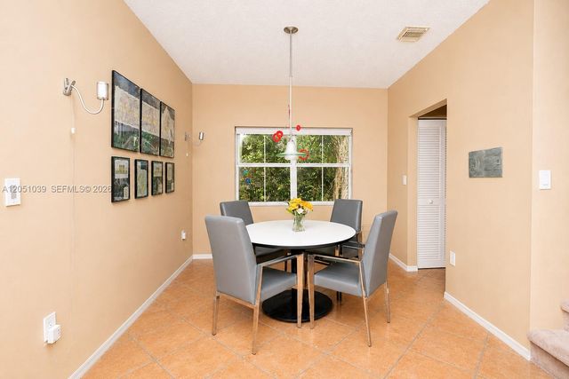 1115 Weeping Willow Way, Hollywood, FL 33019
