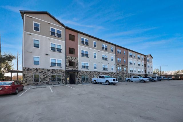 4639 Techniplex Drive 1103, Stafford, TX 77477