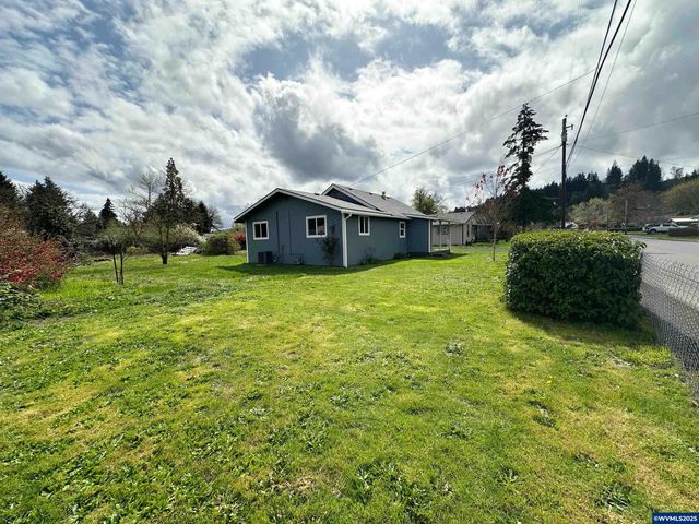 1201 1st Av, Sweet Home, OR 97386