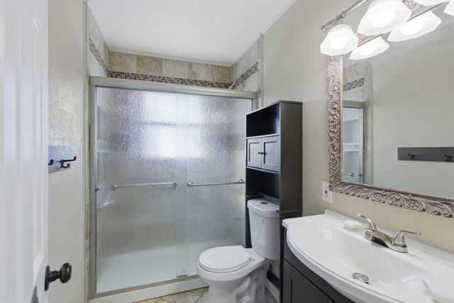 6509 Finch Drive, Greenville, TX 75402