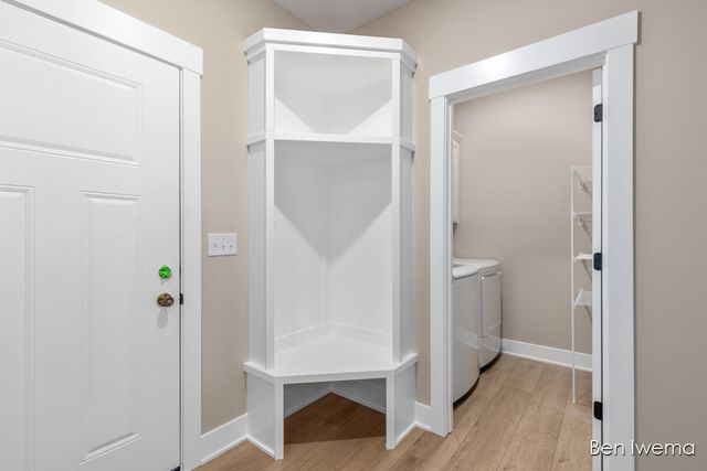 9026 Weston Drive, Coopersville, MI 49404