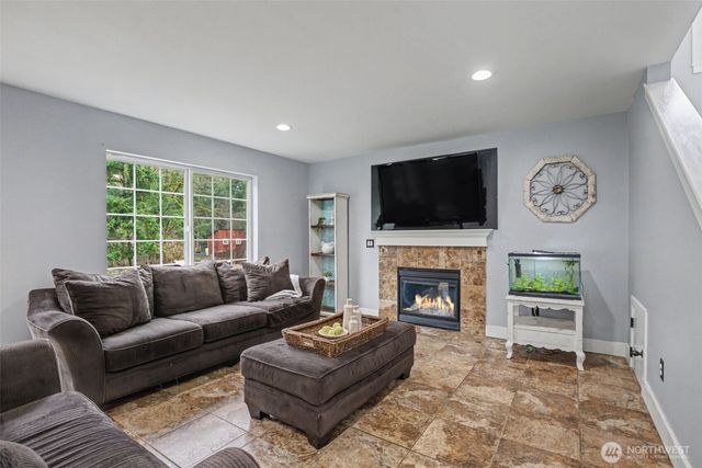 21504 107th Avenue E, Graham, WA 98338