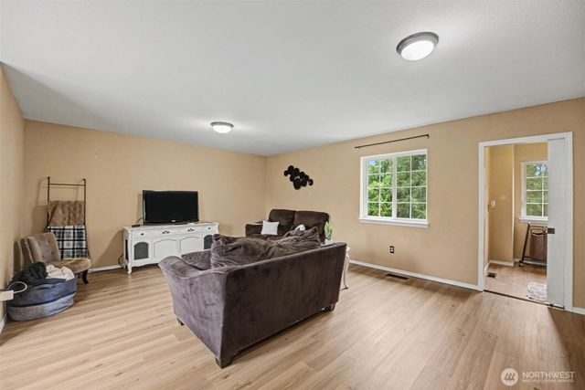 21504 107th Avenue E, Graham, WA 98338