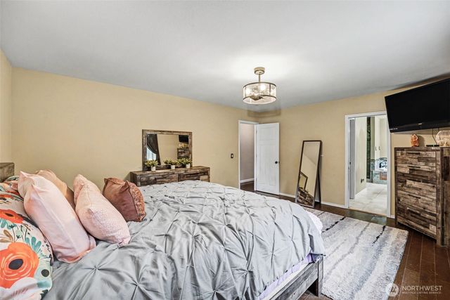 21504 107th Avenue E, Graham, WA 98338