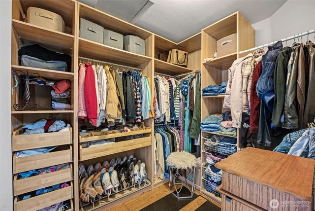 21504 107th Avenue E, Graham, WA 98338