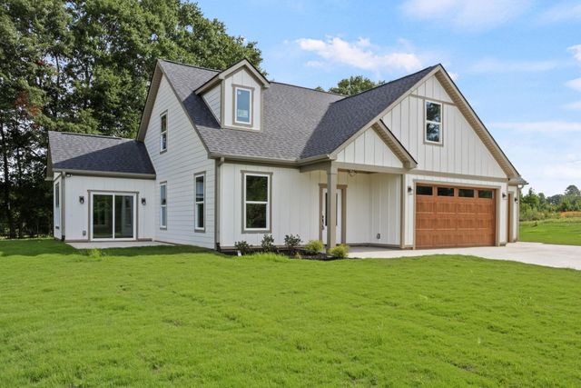 366 Lyman Lake Road, Lyman, SC 29365