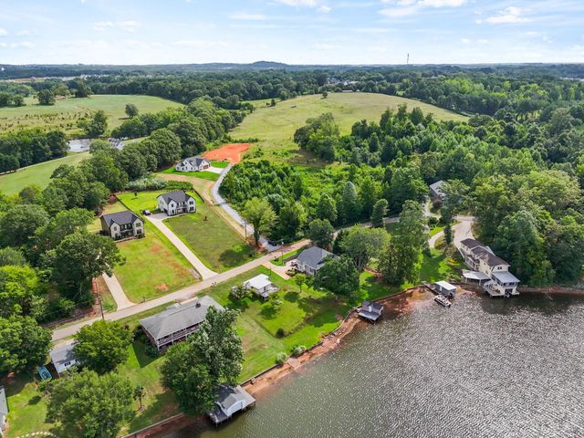 366 Lyman Lake Road, Lyman, SC 29365