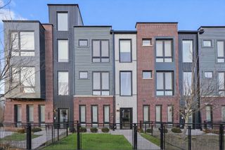 4200 W BELMONT Avenue, Chicago, IL 60641