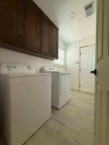 7317 Yolanda Drive, Fort Worth, TX 76112