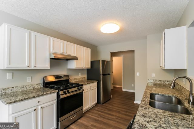 645 Sable View Lane, South Fulton, GA 30349