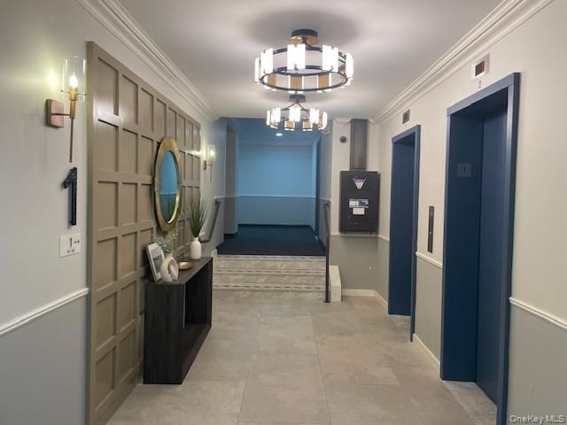 360 Central Avenue 220, Lawrence, NY 11559