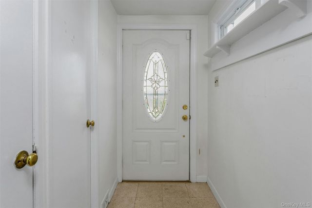 260 Roundhill Drive, Yonkers, NY 10710