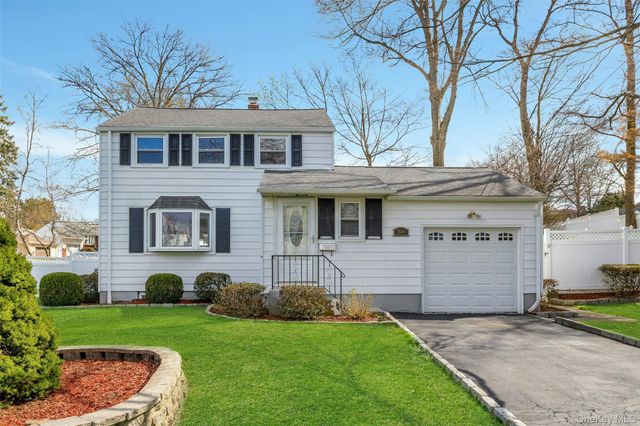 260 Roundhill Drive, Yonkers, NY 10710