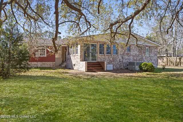 34 37th Street, Gulfport, MS 39507