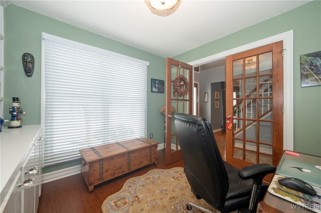 7165 Creekbend Drive, Pendleton, NY 14120