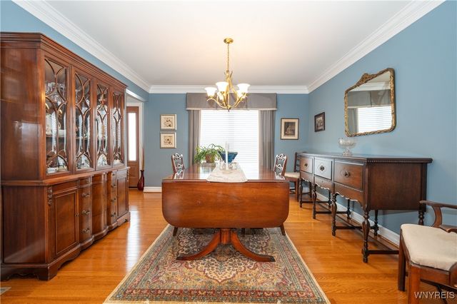 7165 Creekbend Drive, Pendleton, NY 14120