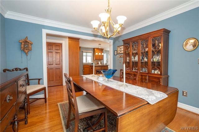 7165 Creekbend Drive, Pendleton, NY 14120