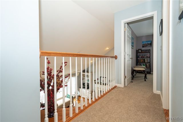 7165 Creekbend Drive, Pendleton, NY 14120