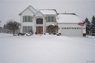 7165 Creekbend Drive, Pendleton, NY 14120