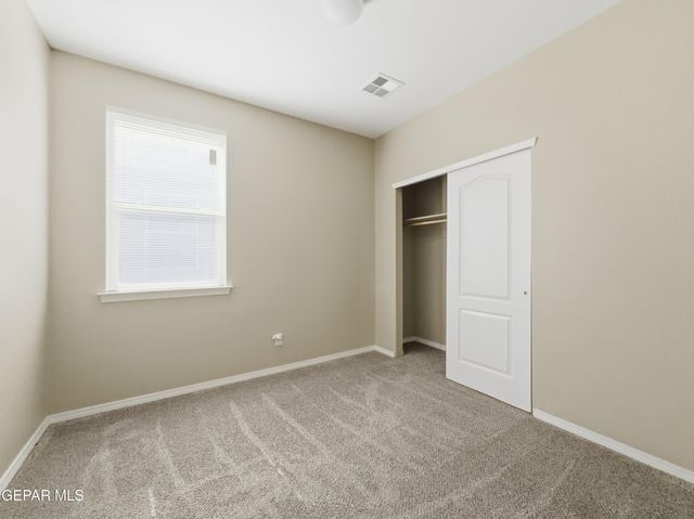 1040 EARTHSTAR Place, El Paso, TX 79928