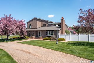 524 Wauregan Road, Brooklyn, CT 06234