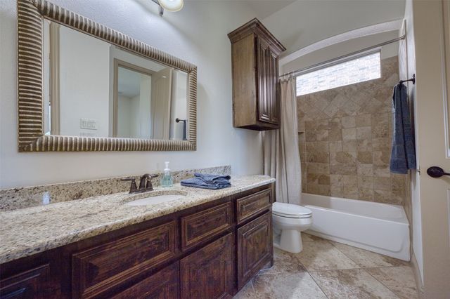 9104 Blue Water Drive, Plano, TX 75025