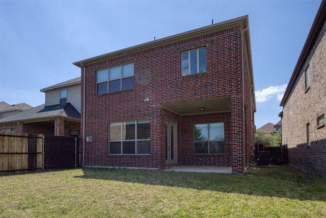 9104 Blue Water Drive, Plano, TX 75025