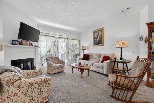 169 Tyson Common Lane 169, Braintree, MA 02184