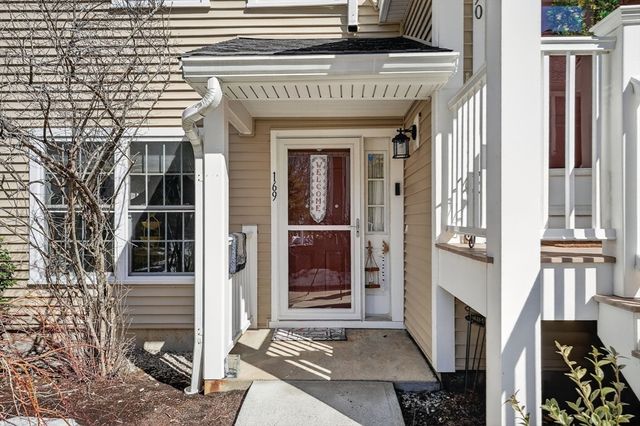 169 Tyson Common Lane 169, Braintree, MA 02184