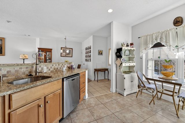 169 Tyson Common Lane 169, Braintree, MA 02184