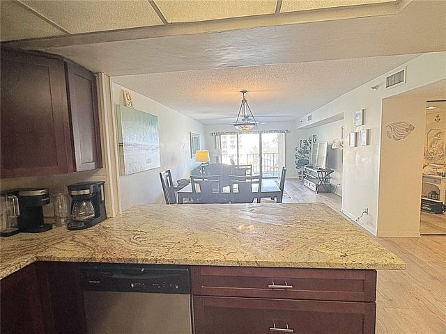1480 GULF BOULEVARD 308, Clearwater Beach, FL 33767