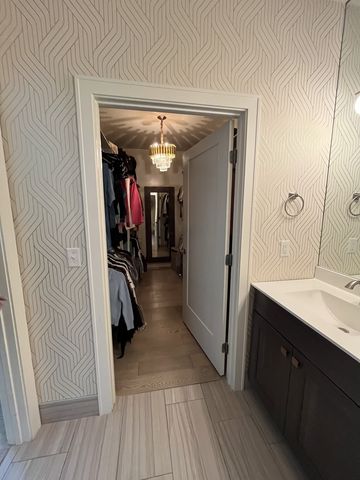 3901 Freedom Boulevard, Champaign, IL 61822