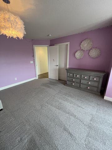 3901 Freedom Boulevard, Champaign, IL 61822