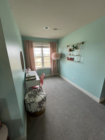 3901 Freedom Boulevard, Champaign, IL 61822