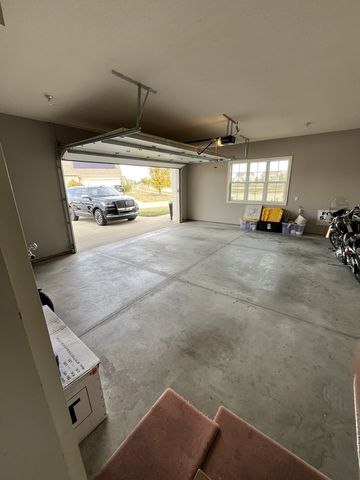 3901 Freedom Boulevard, Champaign, IL 61822