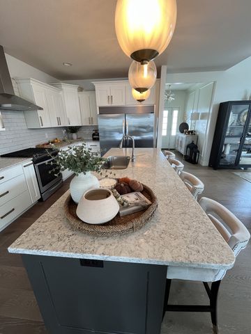 3901 Freedom Boulevard, Champaign, IL 61822