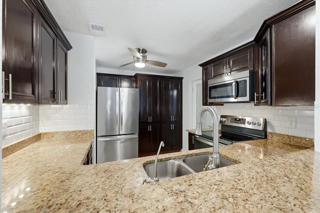 1649 8TH STREET, Sarasota, FL 34236