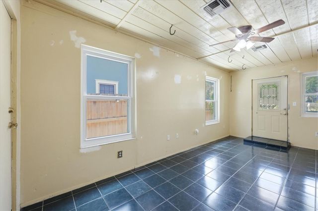 1649 8TH STREET, Sarasota, FL 34236