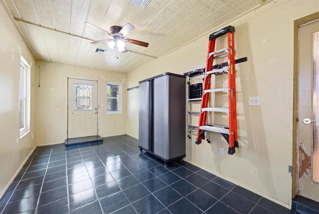 1649 8TH STREET, Sarasota, FL 34236