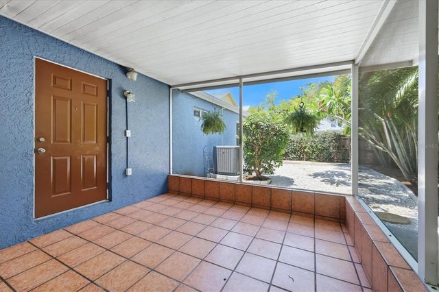 1649 8TH STREET, Sarasota, FL 34236