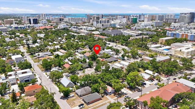 1649 8TH STREET, Sarasota, FL 34236